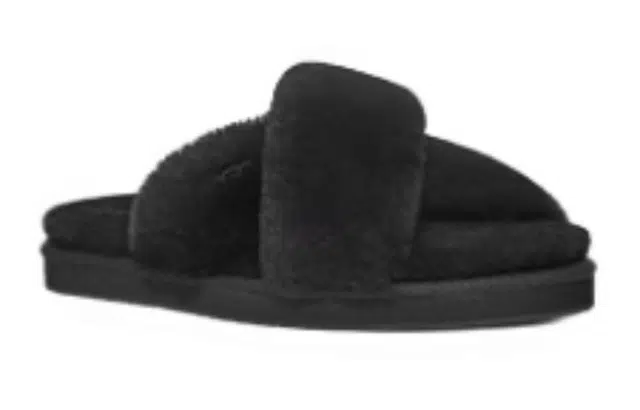 UGG