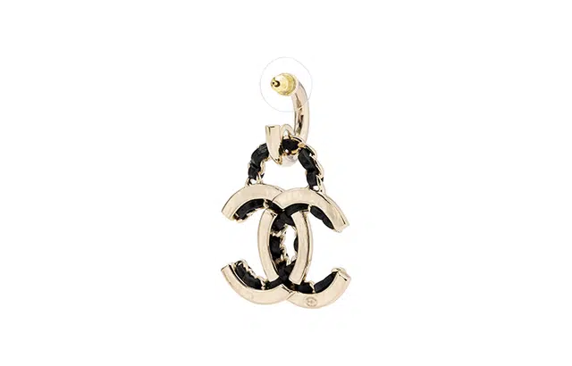 CHANEL Clogo