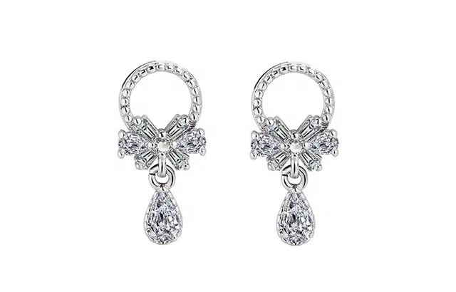 克拉日记 水滴在逃公主蝴蝶结耳饰 高级感 合金 耳环 女款