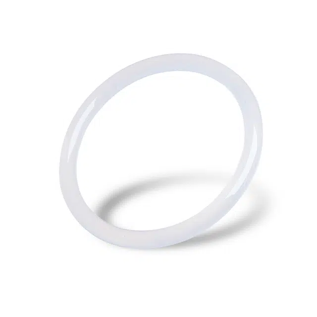 琳琯瑛新中式国风浅黄色圆条白月光贵妃玉髓手镯女款