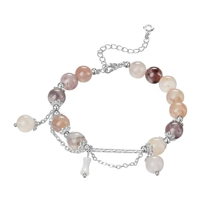 迷颂玛 时尚波西米亚风月牙流苏手链 时尚高级感民族风草莓晶百搭设计款首饰 纪念日仪式感精致小清新手饰手链礼盒 水晶 饰品 女款