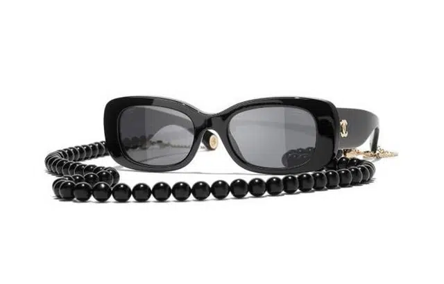 CHANEL c