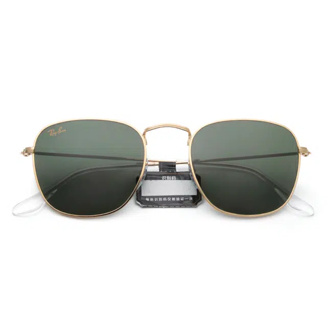 RayBan