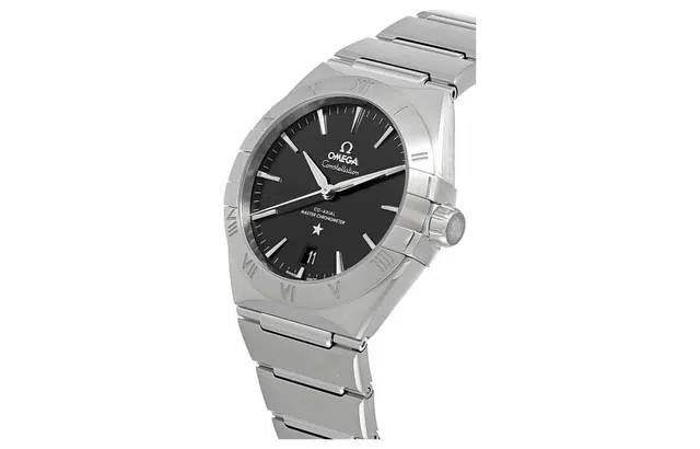 OMEGA 50 39mm 131.10.39.20.01.001