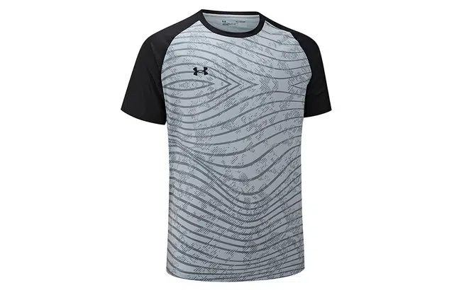 Under Armour Logo T