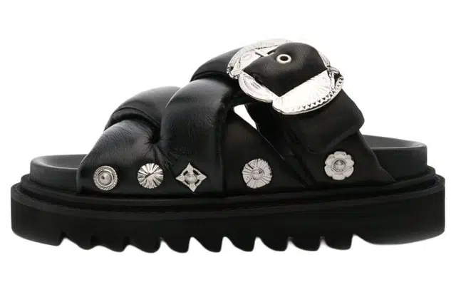 Toga Pulla