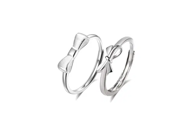 牧言 甜美少女气质小众设计感磨砂光面开口可调节指环对戒 在逃公主 闺蜜蝴蝶结戒指 女款