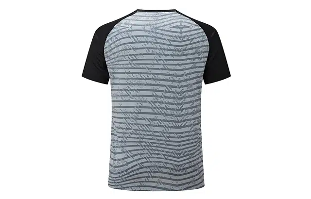 Under Armour Logo T