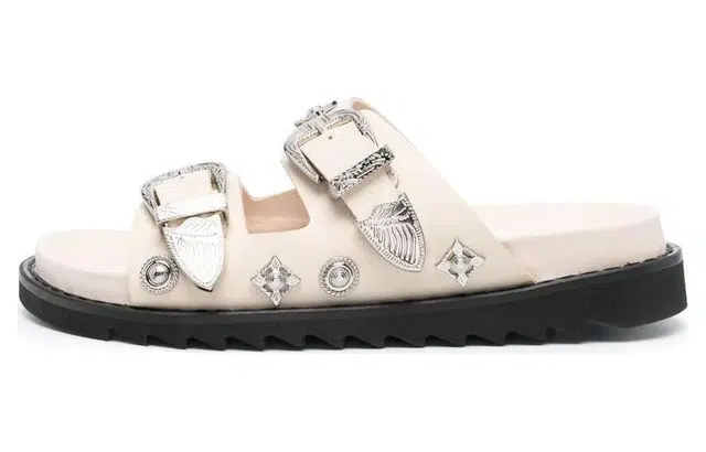 Toga Pulla