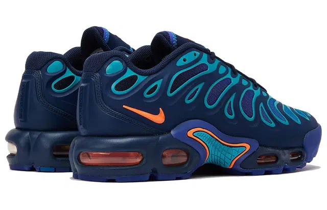 Nike Air Max Plus Drift
