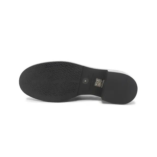 stuart weitzmanSW