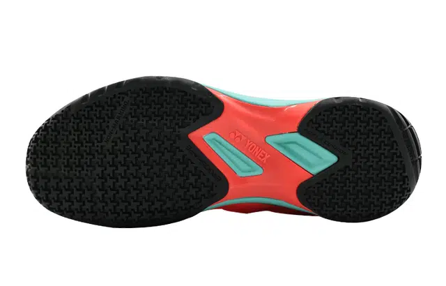 YONEX