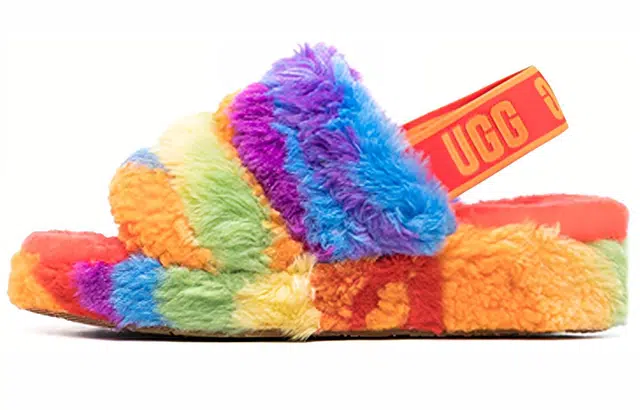 UGG FLUFF YEAH