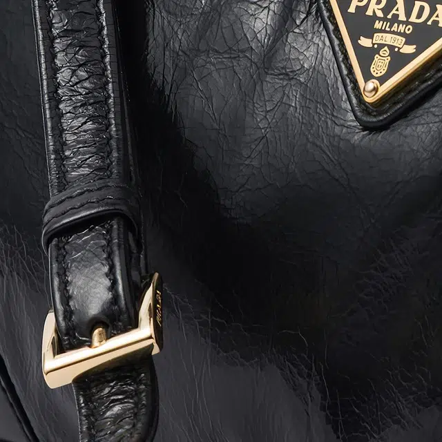 Prada Re-Edition 2002 Black