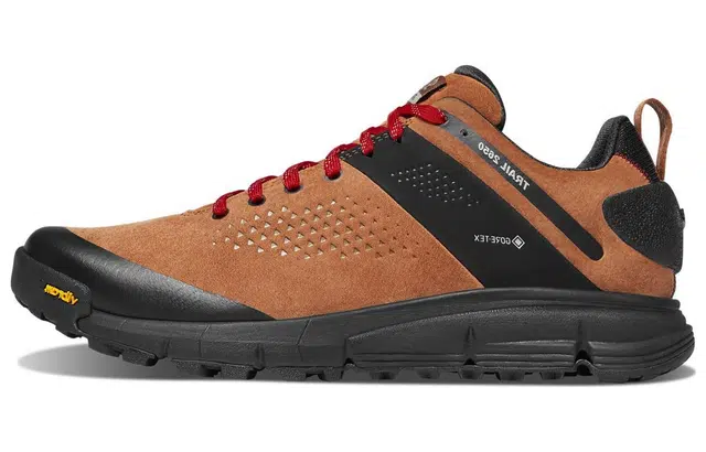 Danner Trail 2650