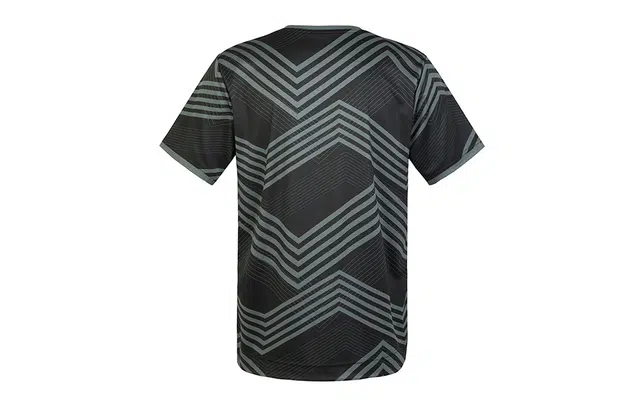Under Armour T