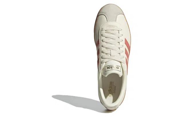 adidas Court Classic