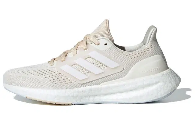 adidas Pureboost 23