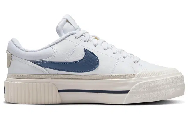 Nike Court Legacy