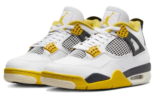 Jordan Air Jordan 4 "Vivid Sulfur"