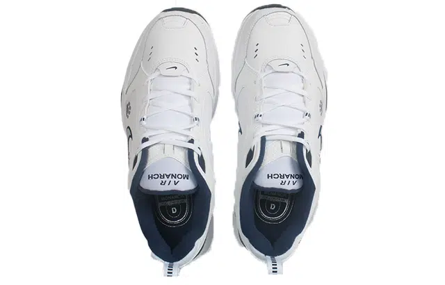 Nike Air Monarch 4