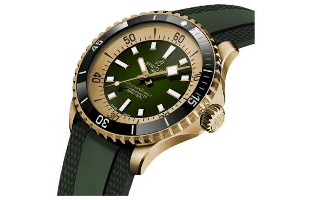 BREITLING 300 42mm N17375201L1S1