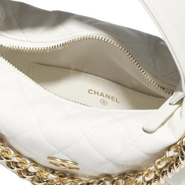 Chanel Hula Hoop Calfskin Handbag White