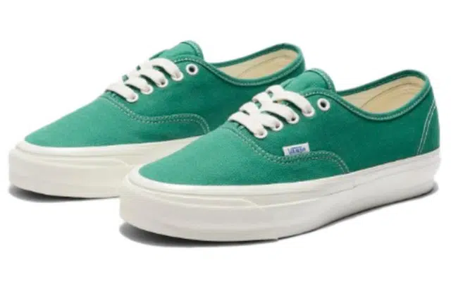 Vans Authentic