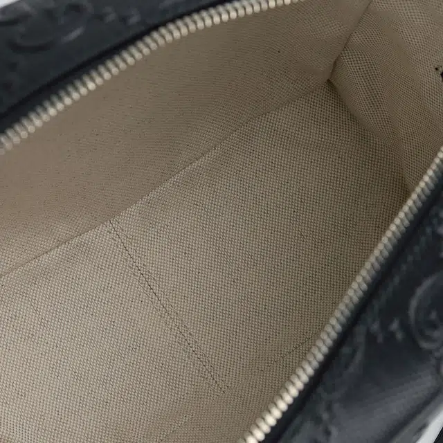 GUCCI Logo 520