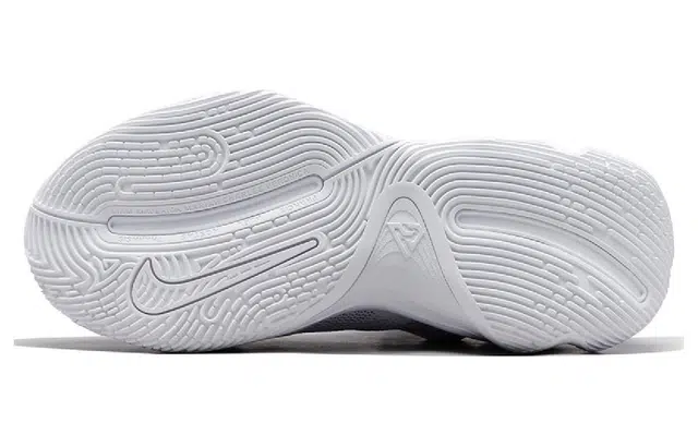 Nike Giannis Immortality