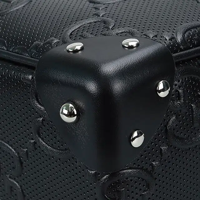 GUCCI Logo 520