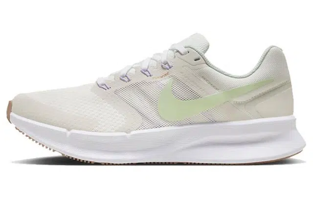 Nike Run Swift 3