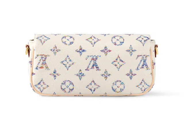LOUIS VUITTON IVY Nautical Logo
