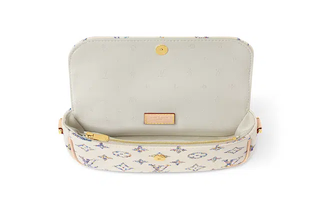 LOUIS VUITTON IVY Nautical Logo