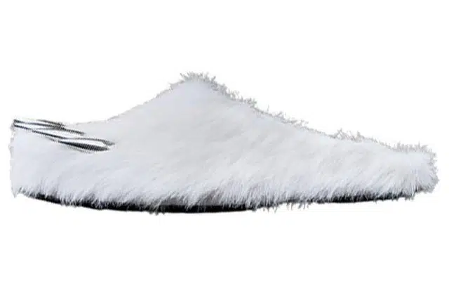 BRAVEST STUDIOS Polar Bear Claws