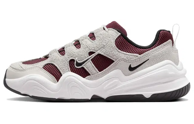Nike Tech Hera