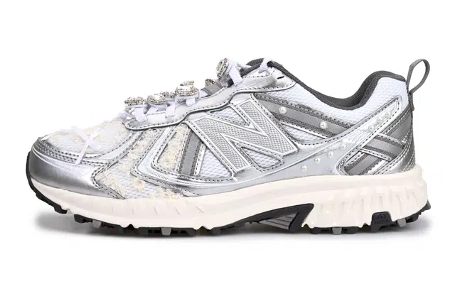 New Balance 410 White Silver