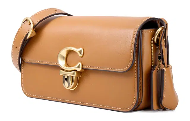 COACH Studio 20 C