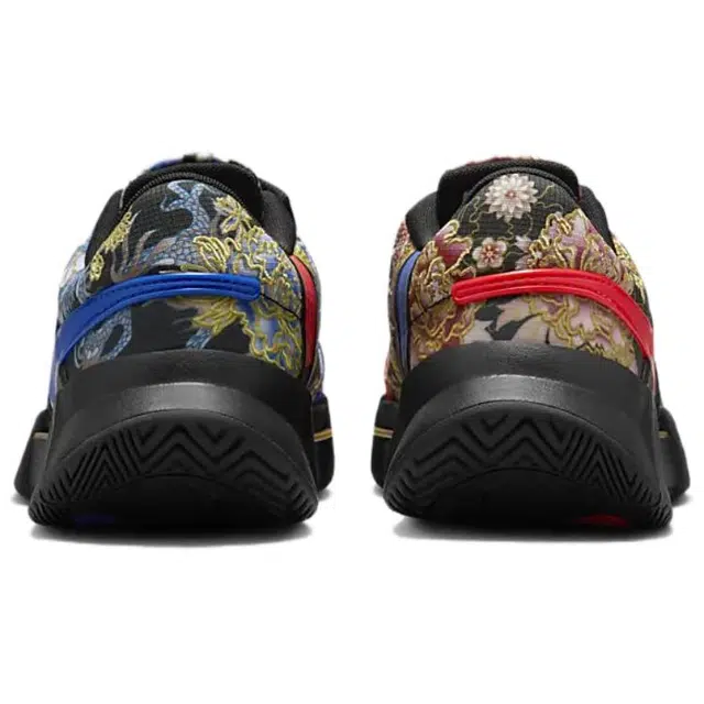 Nike Challenger