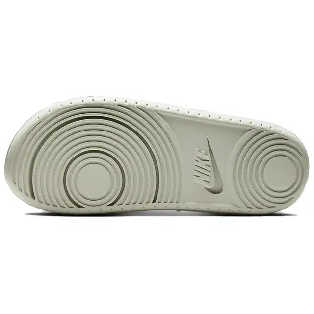 Nike Offcourt