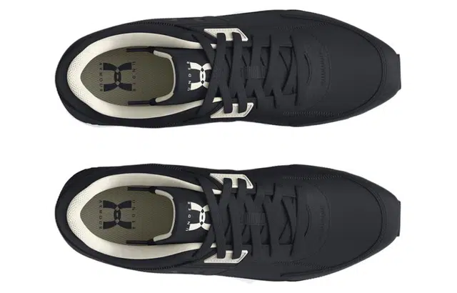 Under Armour Essential-