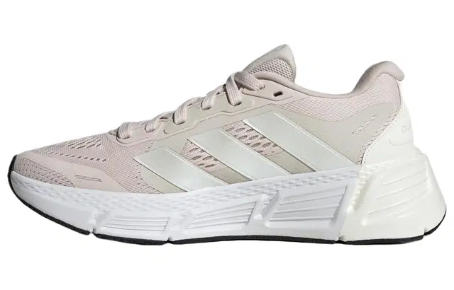 adidas Questar