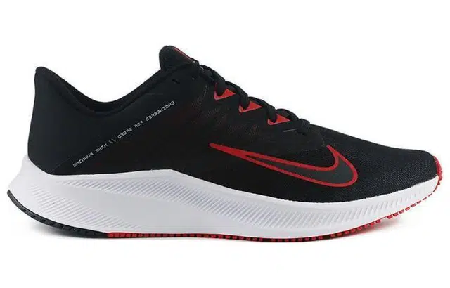 Nike Quest 3