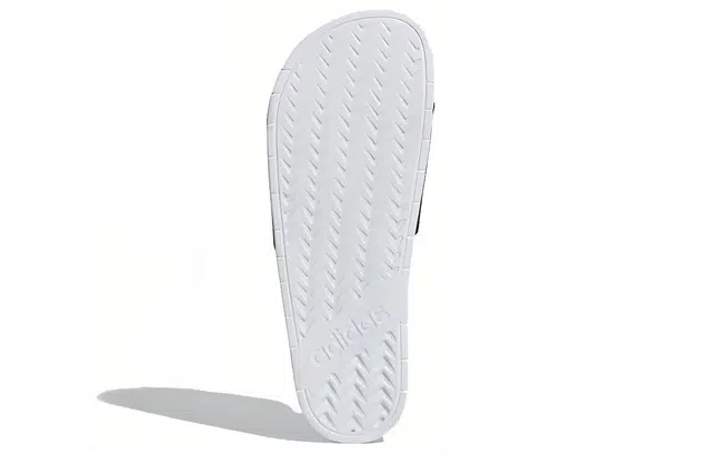 adidas Adilette Tnd