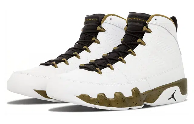 Jordan Air Jordan 9 Retro Statue