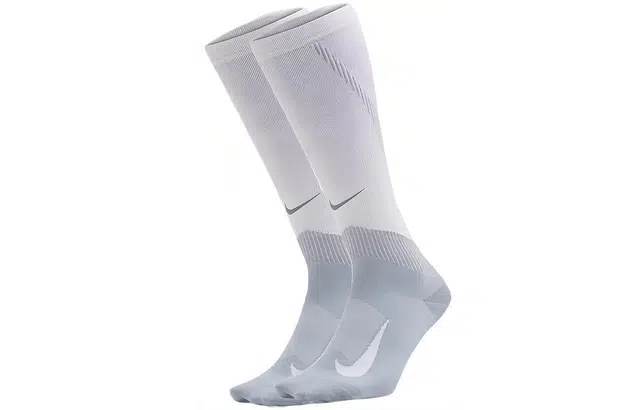 Nike Elite Over-The-Calf Running Socks 1