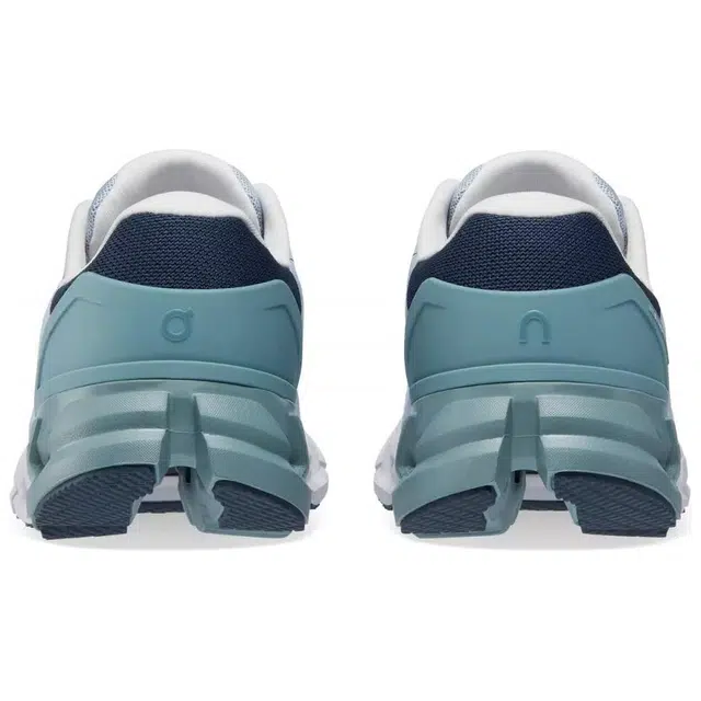 On Cloudflyer 4