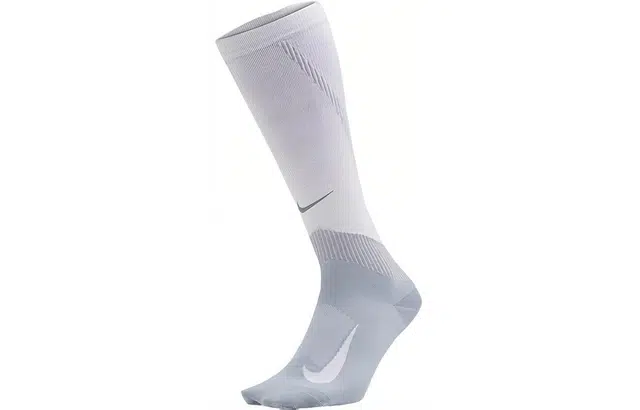 Nike Elite Over-The-Calf Running Socks 1