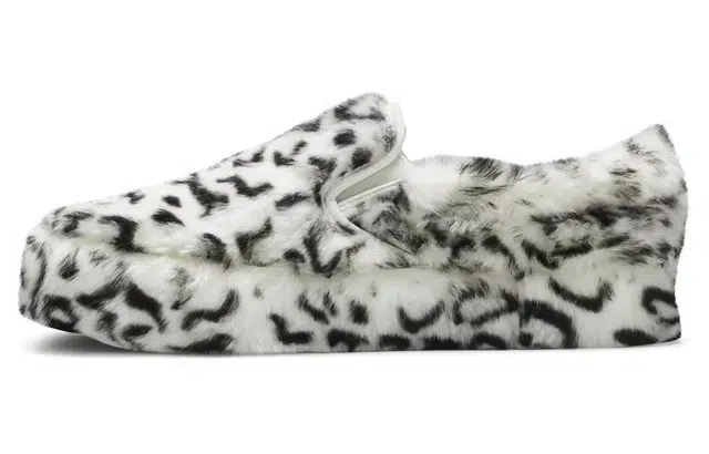 Sandy Liang x Vans slip-on
