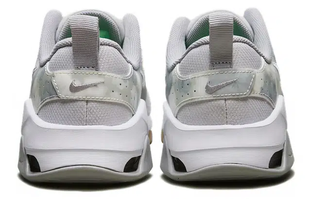 Nike Zoom Bella 6 Grey Silver